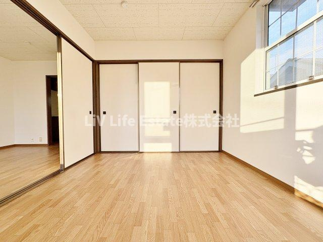 アイリスの洋室