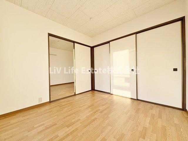 アイリスの洋室