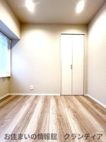 ネオコーポ第2お花茶屋の洋室|ドキドキの新生活も、安心してスタート。ぴったりの住まいを見つけませんか？クランディアが一緒に住まい選びをサポートします‼　まずは、お気軽にお問合せください　＃クランディア