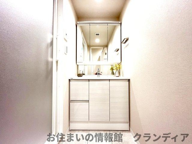 ネオコーポ第2お花茶屋の独立洗面台|ドキドキの新生活も、安心してスタート。ぴったりの住まいを見つけませんか？クランディアが一緒に住まい選びをサポートします‼　まずは、お気軽にお問合せください　＃クランディア
