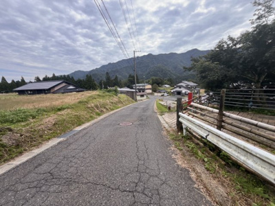 【前面道路含む現地写真】 | 朝来市和田山町久田和　戸建て
