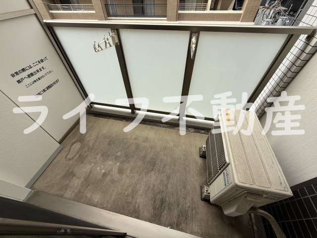 JPレジデンス大阪城東Ⅳのバルコニー|お洗濯にも便利なバルコニー付き