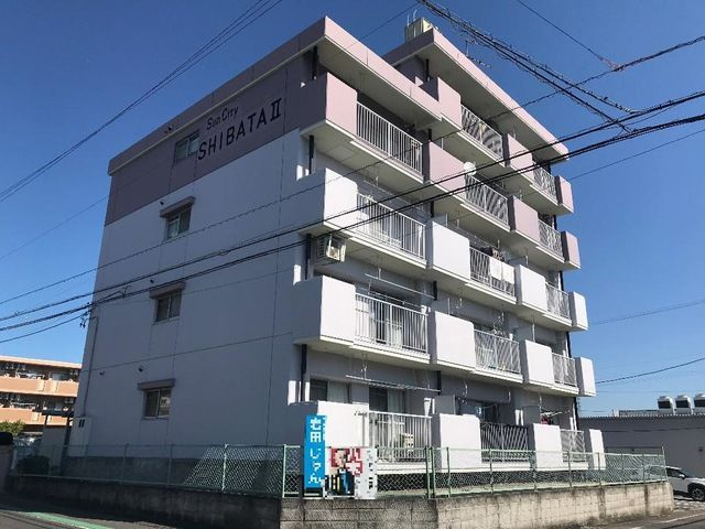 サンシティシバタⅡの外観