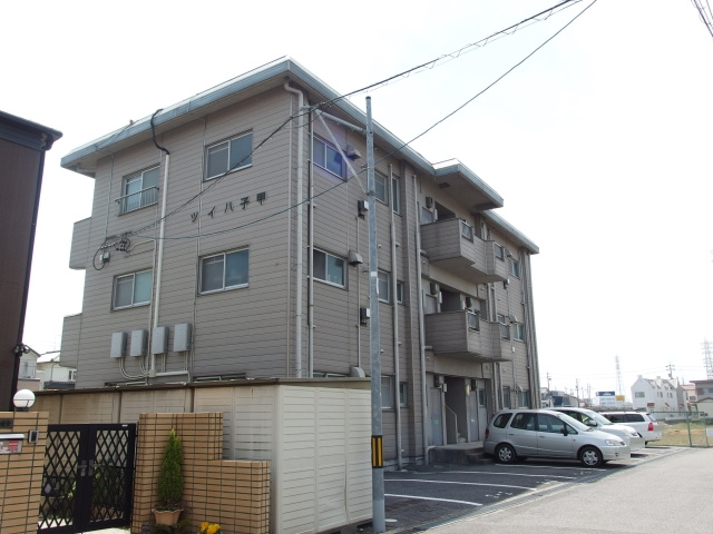 甲子ハイツの外観