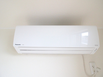 【設備】 | 【新築】Nalu avion/ナル・アヴィオン | ※参考写真※暑い夏や寒い冬に大活躍！リビングダイニングキッチンにエアコン付きです☆冷暖房完備で1年中快適に過ごせます♪