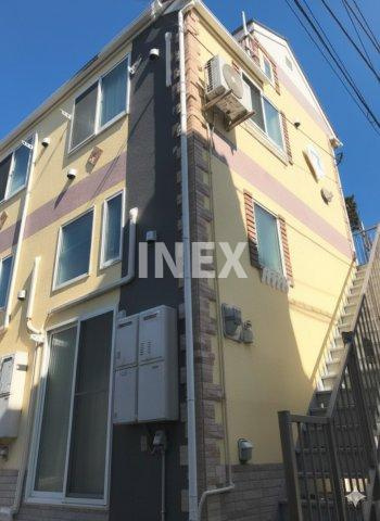 横浜市鶴見区下末吉１丁目のアパートの外観