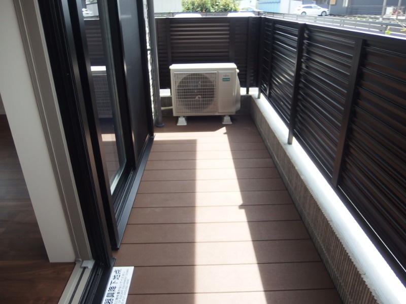 ケントスクエア八番館のバルコニー