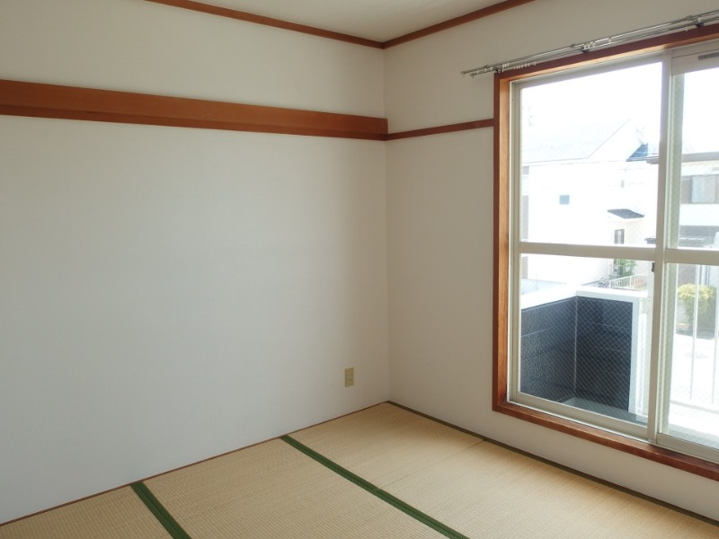 シャトレ城南Bの和室