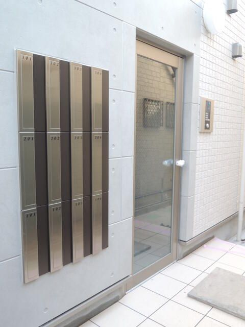 ザ・コートハウス十条Ⅱのエントランス|☆このお部屋は仲介手数料0円です☆