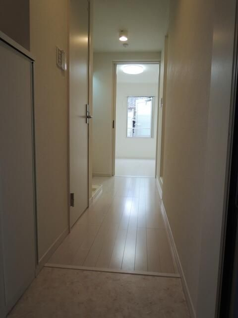 ザ・コートハウス十条Ⅱの玄関|☆このお部屋は仲介手数料0円です☆