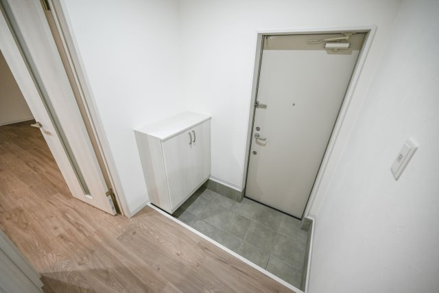アート小若江の玄関