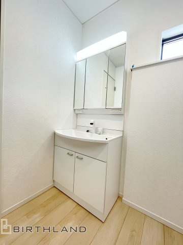 新築戸建・新築建売　桐生市相生町第17　相生小・相生中の独立洗面台