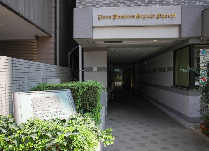 ライオンズマンション根岸東のエントランス