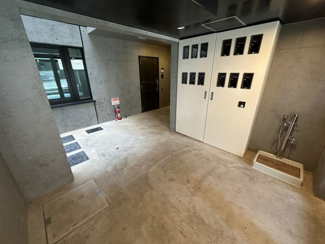 Norn Akabaneのエントランス