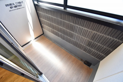 【バルコニー】 | ラウレア上小阪