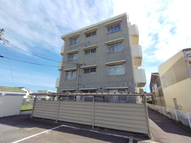 ニューシーズ宮地の外観
