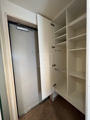 【収納】 | CITY SPIRE難波WEST | CITY SPIRE難波WEST（シティスパイア難波ウエスト）　下駄箱