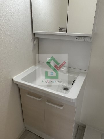 コンフィーの独立洗面台