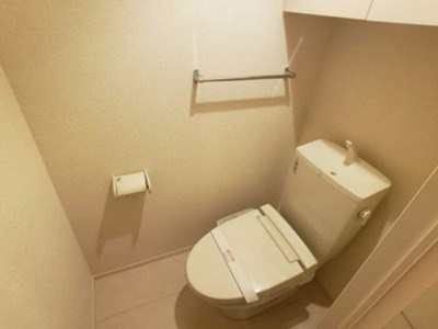 【トイレ】 | ルミエール陽南 | 温水洗浄便座のトイレ