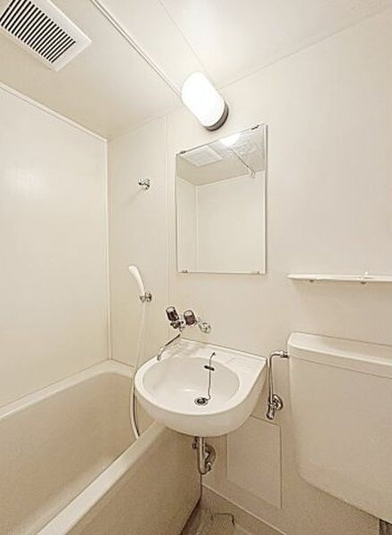 ユニーブル八事の洗面所