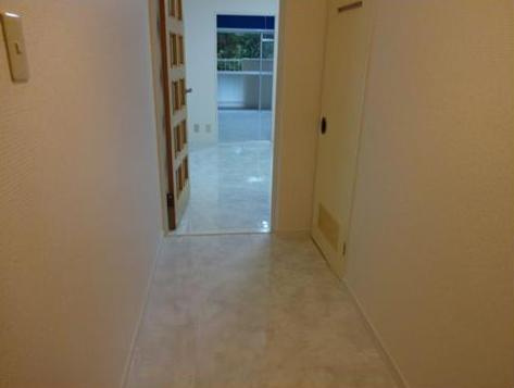 ユニーブル八事の玄関