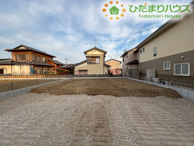 寄居町桜沢　新築一戸建て　リーブルガーデン　03