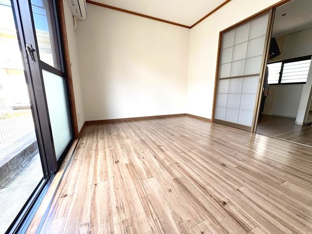 森ハイツ　の居間・リビング