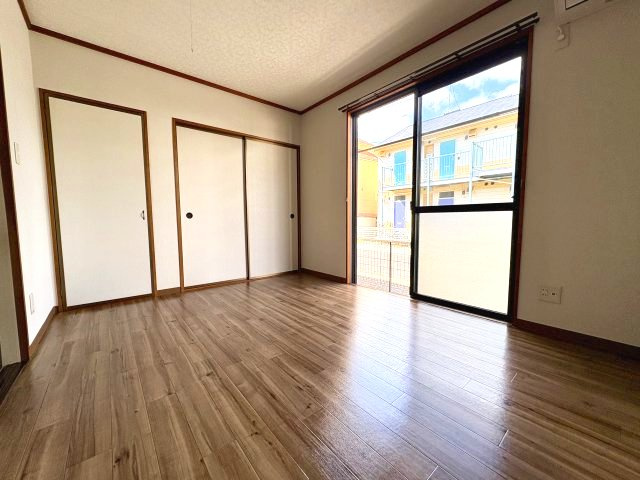 森ハイツ　の居間・リビング