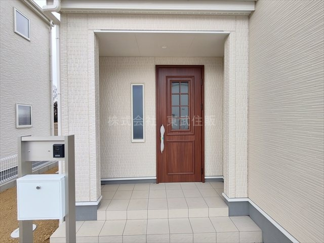 【構造・工法・仕様】 | 寄居町露梨子　全8棟　2号棟 | 毎日通る玄関はこちらです