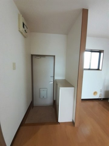 清水コーポの玄関|シンプルで使いやすい玄関です