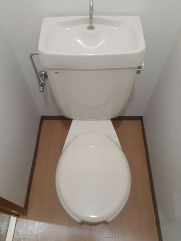 清水コーポのトイレ|シンプルで使いやすいトイレです