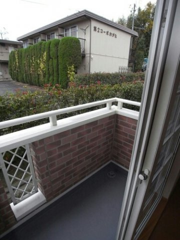 ピーチ・ホーレンのバルコニー|外からの目が気にならないバルコニーで洗濯物が干せます