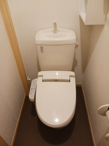 エクセル三ノ宮Ｃのトイレ|ゆったりとした空間のトイレです