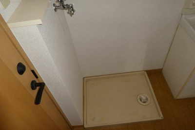 【その他】 | モンプリエールＡ | 洗濯機置き場