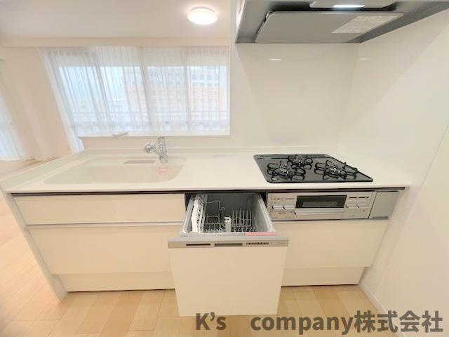 茅ヶ崎市茅ヶ崎　サーパス茅ヶ崎第2のキッチン|爽やかな白い清潔感のあるシステムキッチン☆