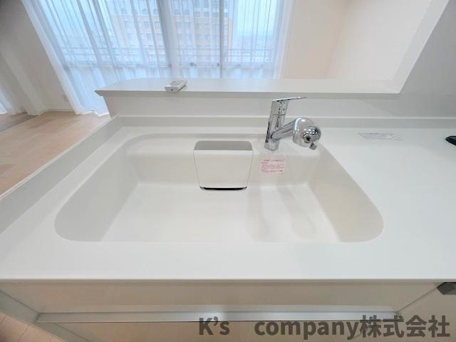 茅ヶ崎市茅ヶ崎　サーパス茅ヶ崎第2のキッチン|人造大理石のおしゃれなシンク☆