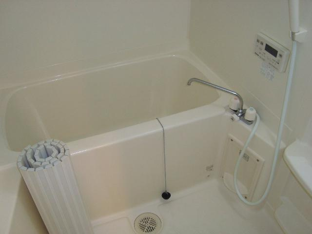 ヒールコートの浴室|バス