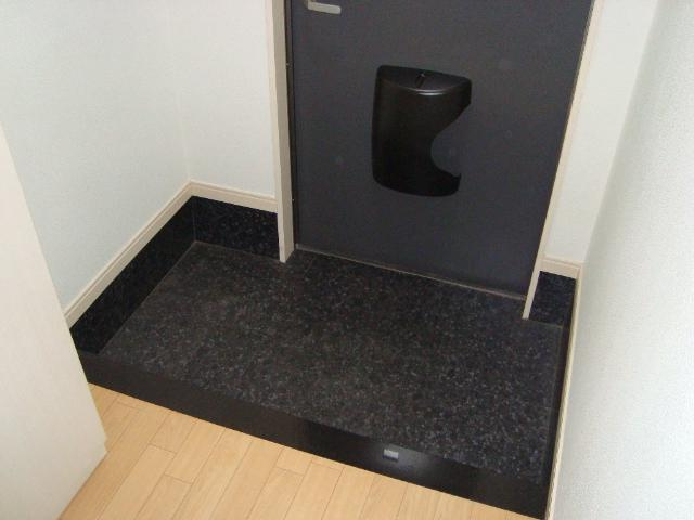 ヒールコートの玄関|玄関