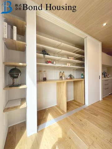 駐車並列３台　太陽光付き　西区桜が丘中町２丁目　新築戸建のその他