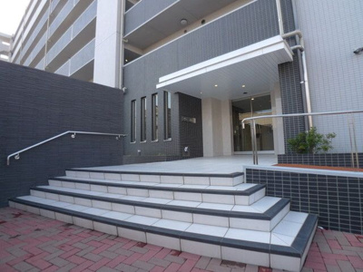 【エントランス】 | アルファスマート西国分 