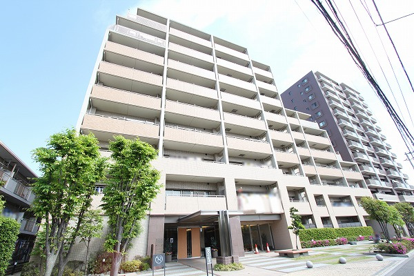 【外観】 | コスモステージひばりヶ丘アミュージア　(保谷店) | ワンちゃんやネコちゃんと一緒に暮らせる3LDKのリフォーム物件！