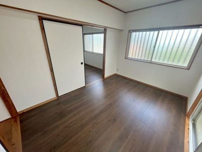 【洋室】 | コーポ識名 | ※同じ間取りの別部屋の写真になります