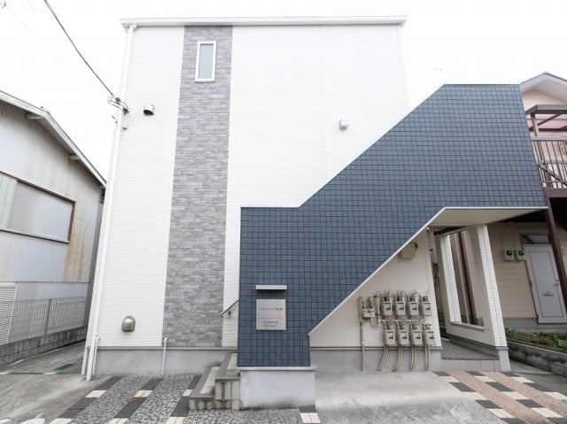 ハーモニーテラス東白楽の外観