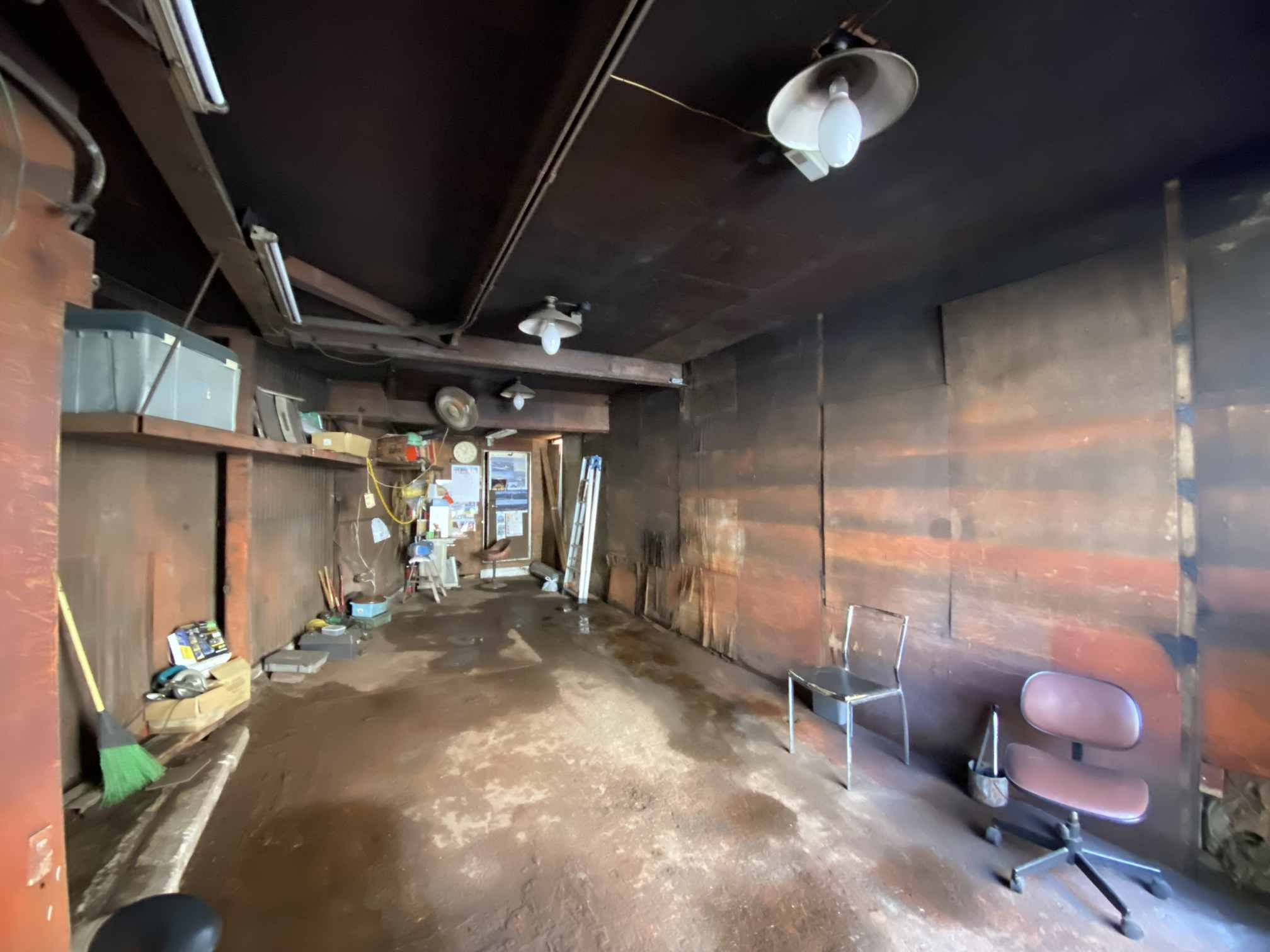 田中倉庫の駐車場