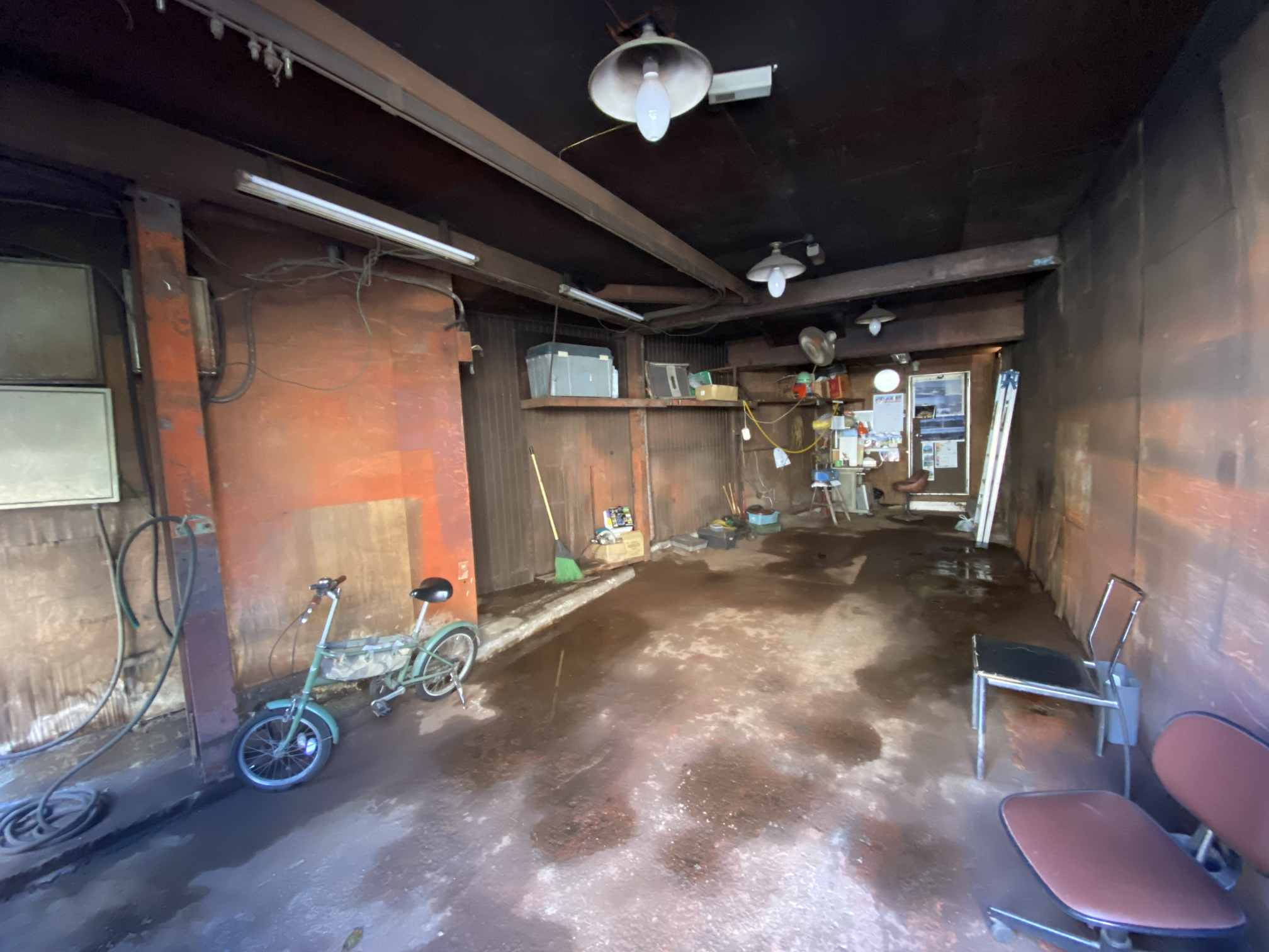 田中倉庫の駐車場