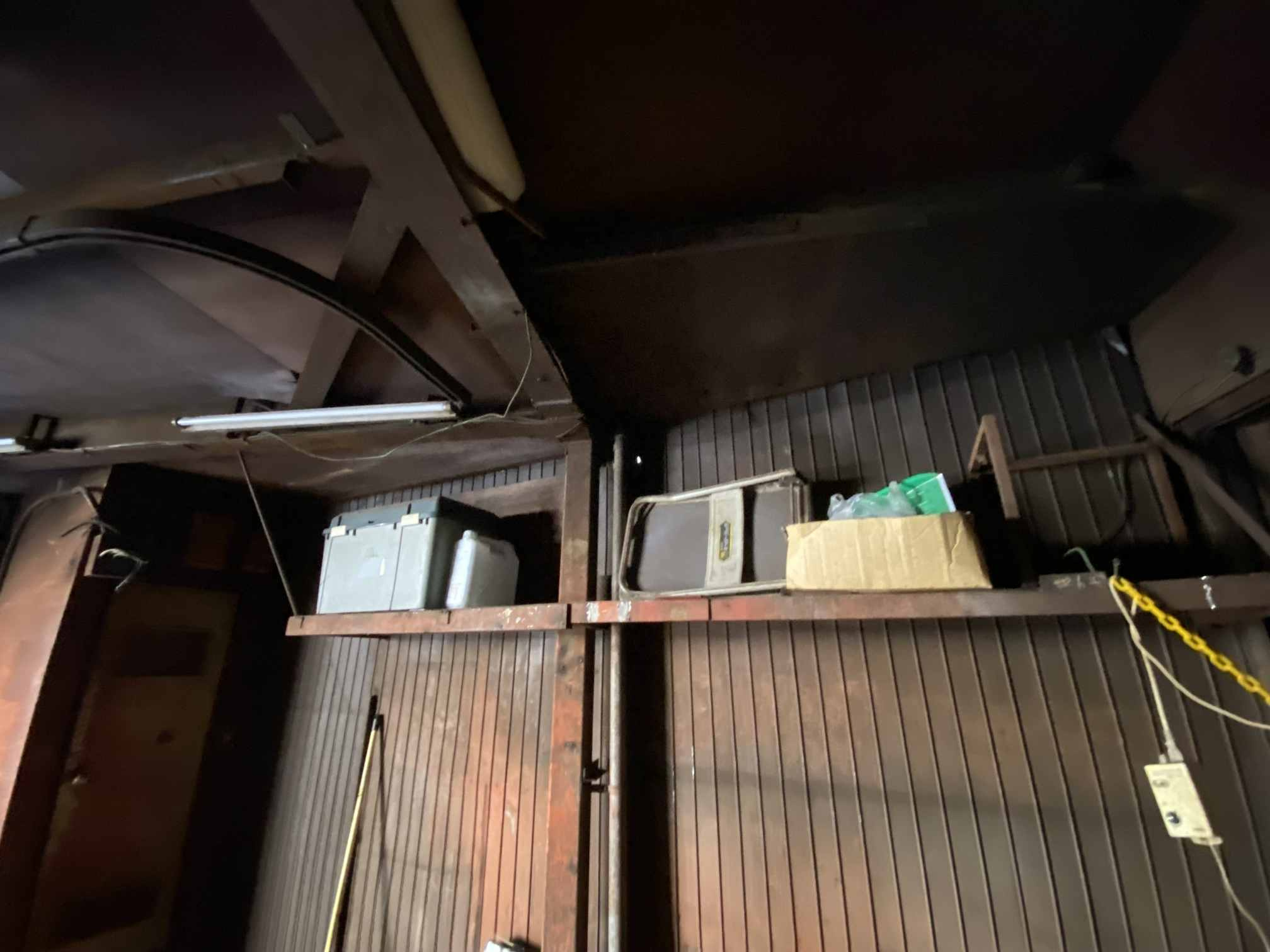 田中倉庫の内装