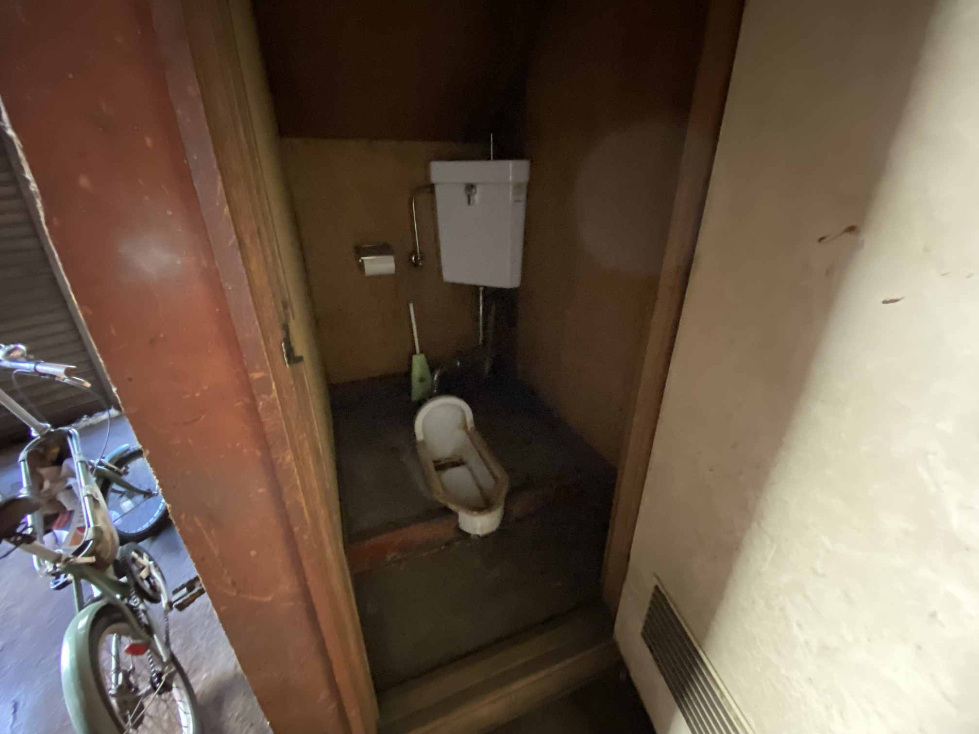 田中倉庫の内装