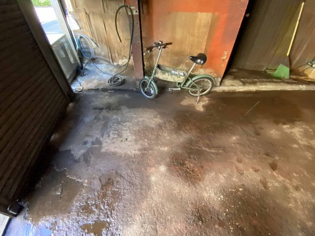 田中倉庫の駐車場