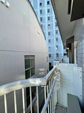 グランドール天神のバルコニー|グランドール天神(同間取り別室写真)