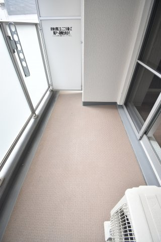 ハビテ靭センターコートのバルコニー